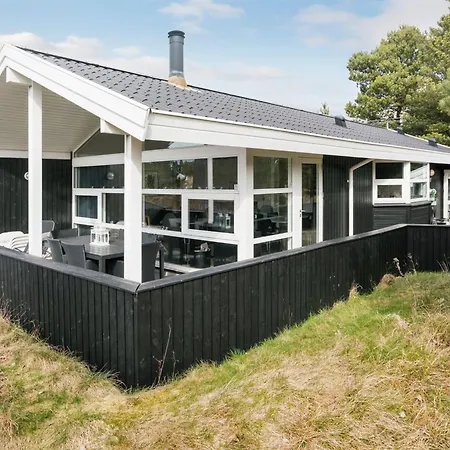 Boerge - 3-9km From The Sea By Interhome Feriehus